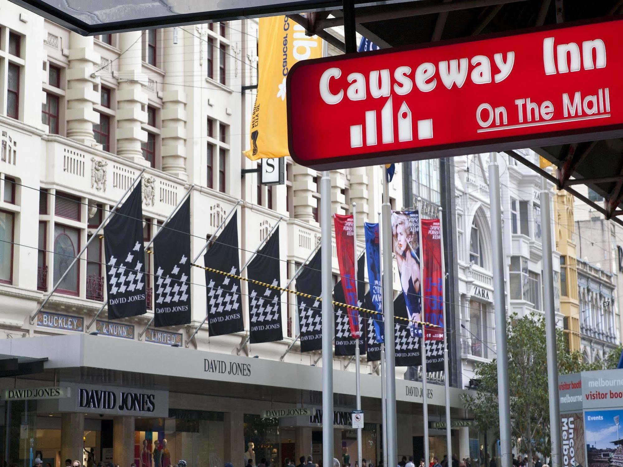 Causeway Inn On The Mall Melbourne Exterior photo